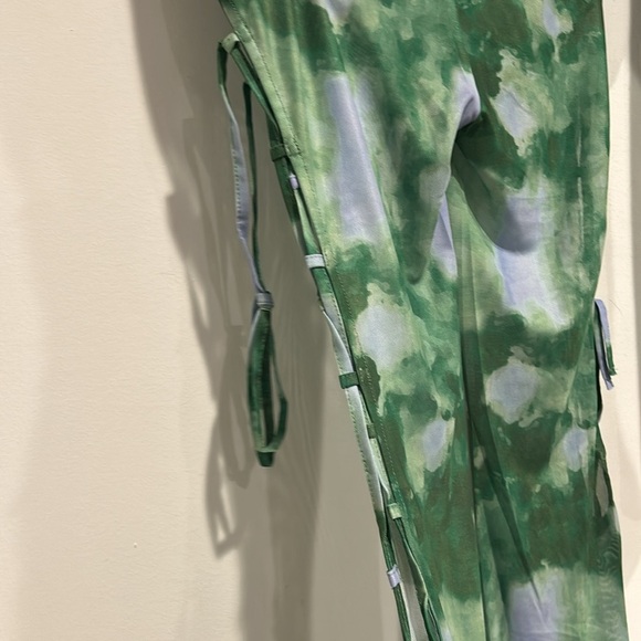 Brand New Dolls Kill New Pink SERENE SCENE Mesh Top and pants set women’s medium - Picture 9 of 9